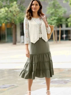 Gilet superbe broderie ajourée