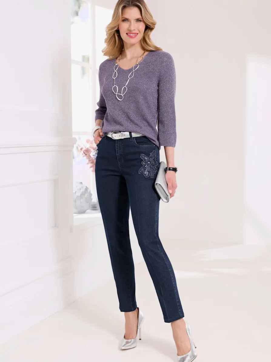 Jean application avec broderie et paillettes