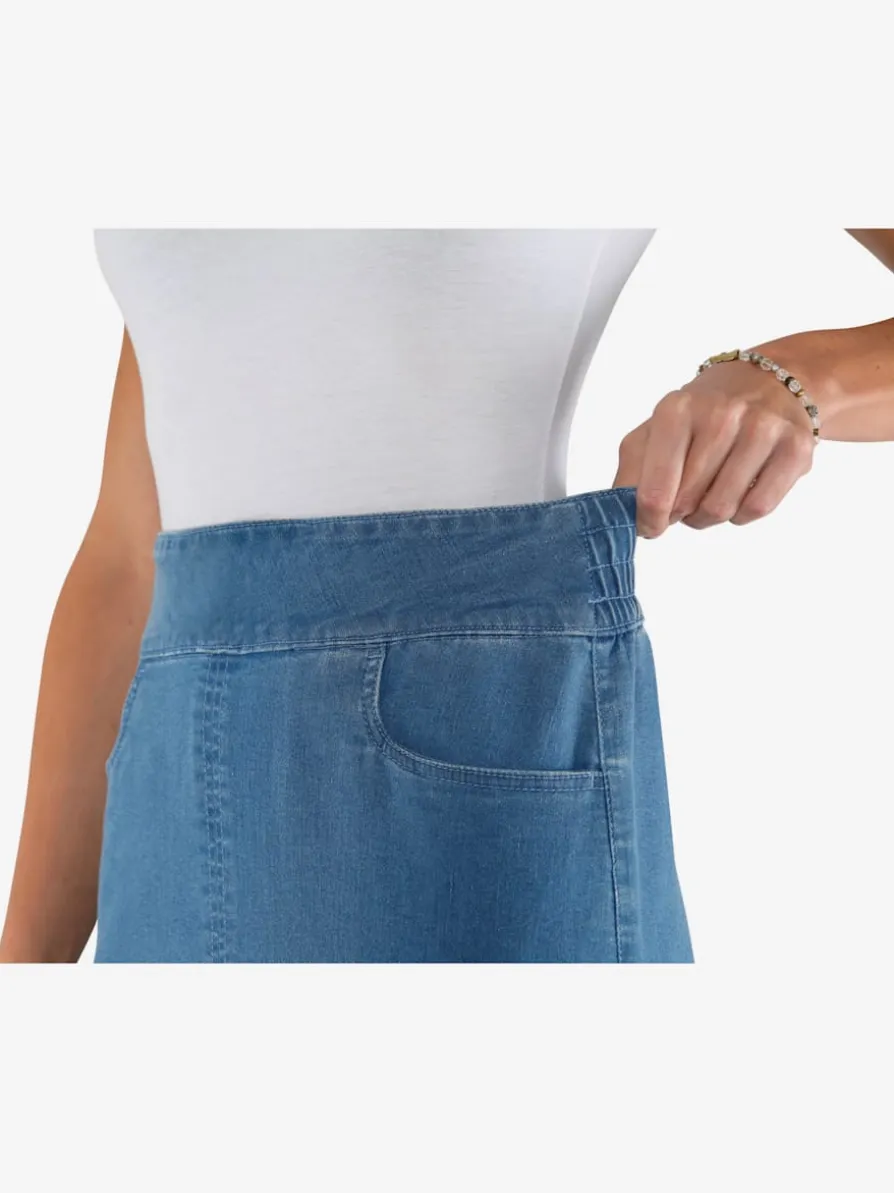 Jupe en jean dissimule les rondeurs