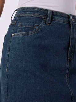 Jupe en jean qualité coton extensible indéformable