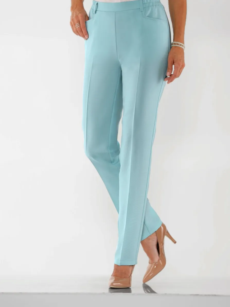Pantalon féminin coupe droite