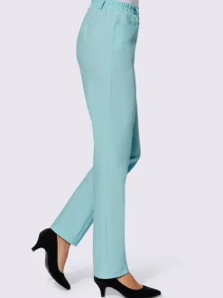 Pantalon féminin coupe droite