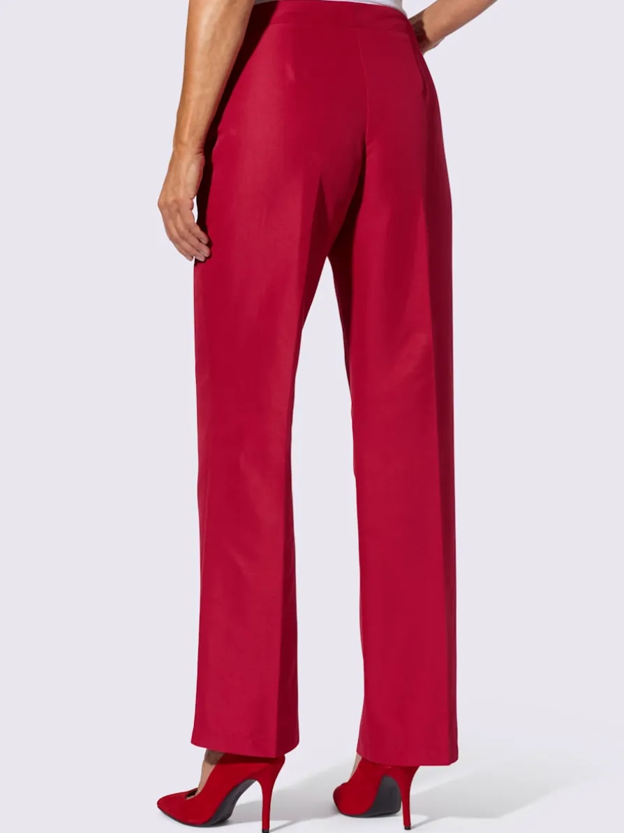 Pantalon plis repassés, effet affinant