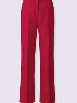 Pantalon plis repassés, effet affinant