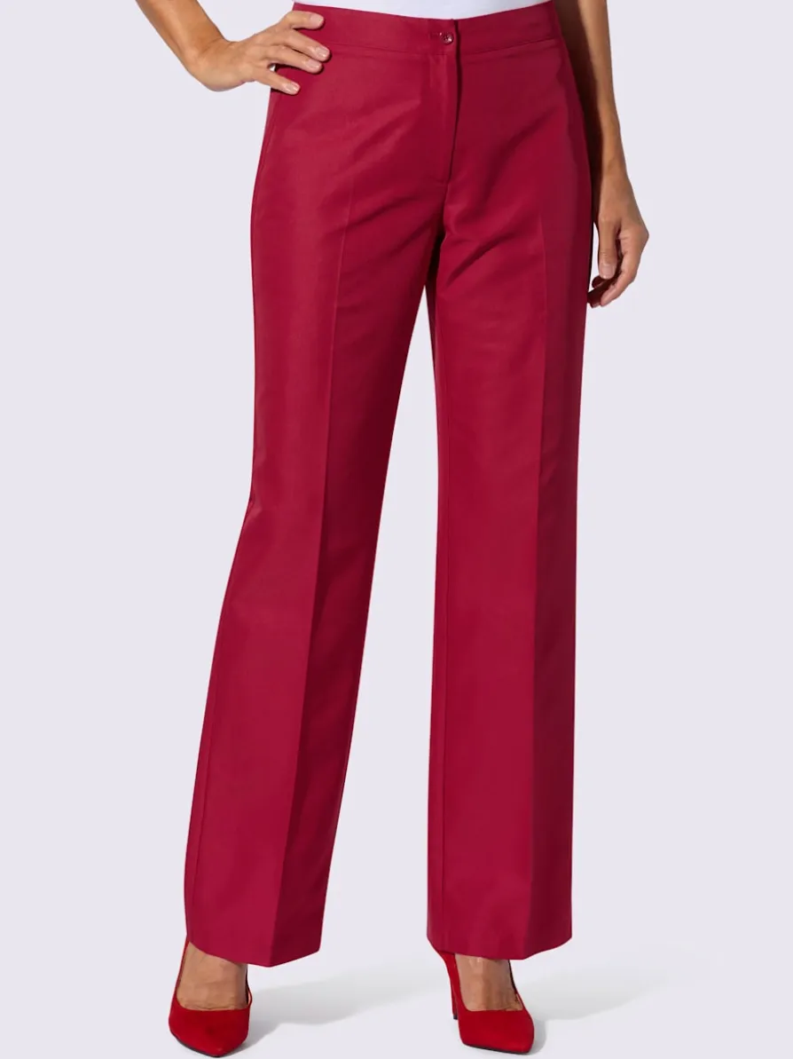 Pantalon plis repassés, effet affinant