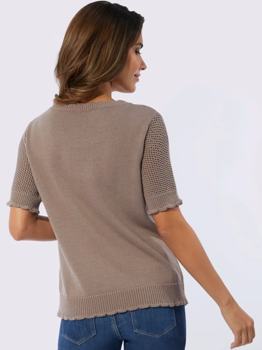 Pull ajouré superbe motif ajouré