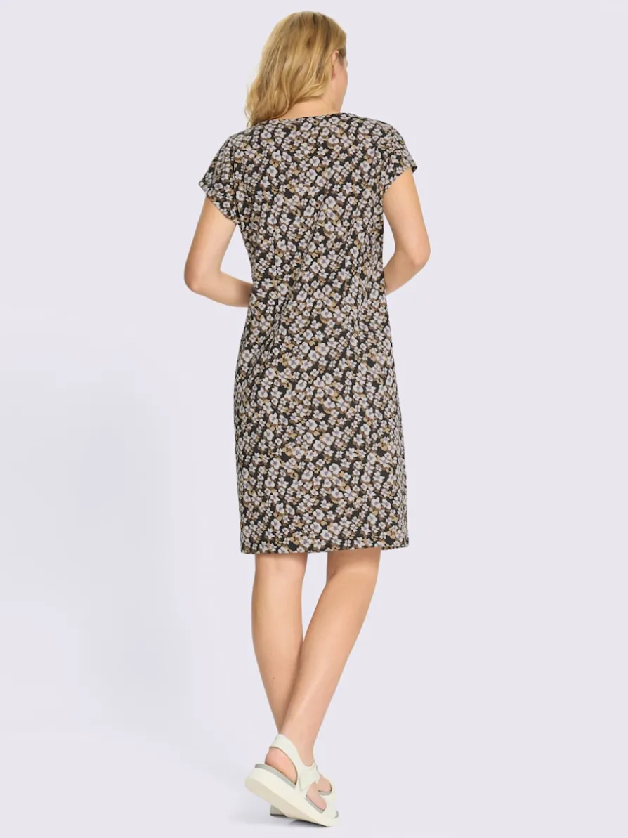 Robe en jersey pinces poitrine