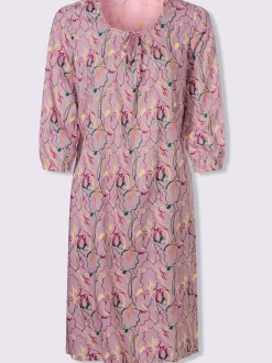 Robe évasée lien à nouer à l'encolure